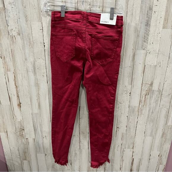 NWT Cello Red Skinny Jeans Shark Bite Frayed Hem - Picture 5 of 10